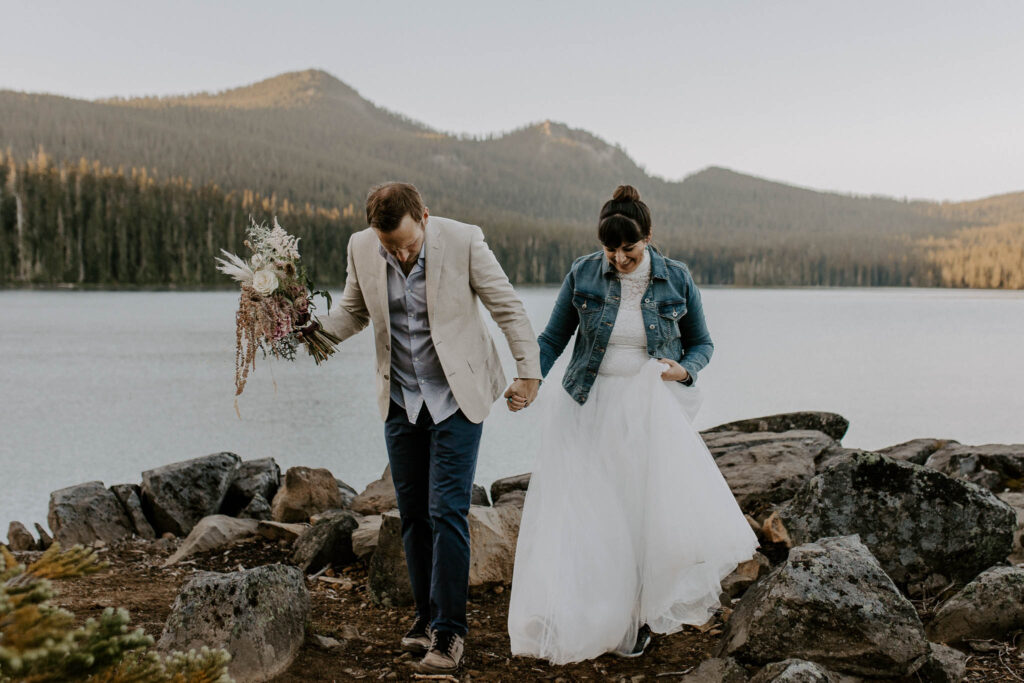 Introducing the Best Places to Elope in Oregon